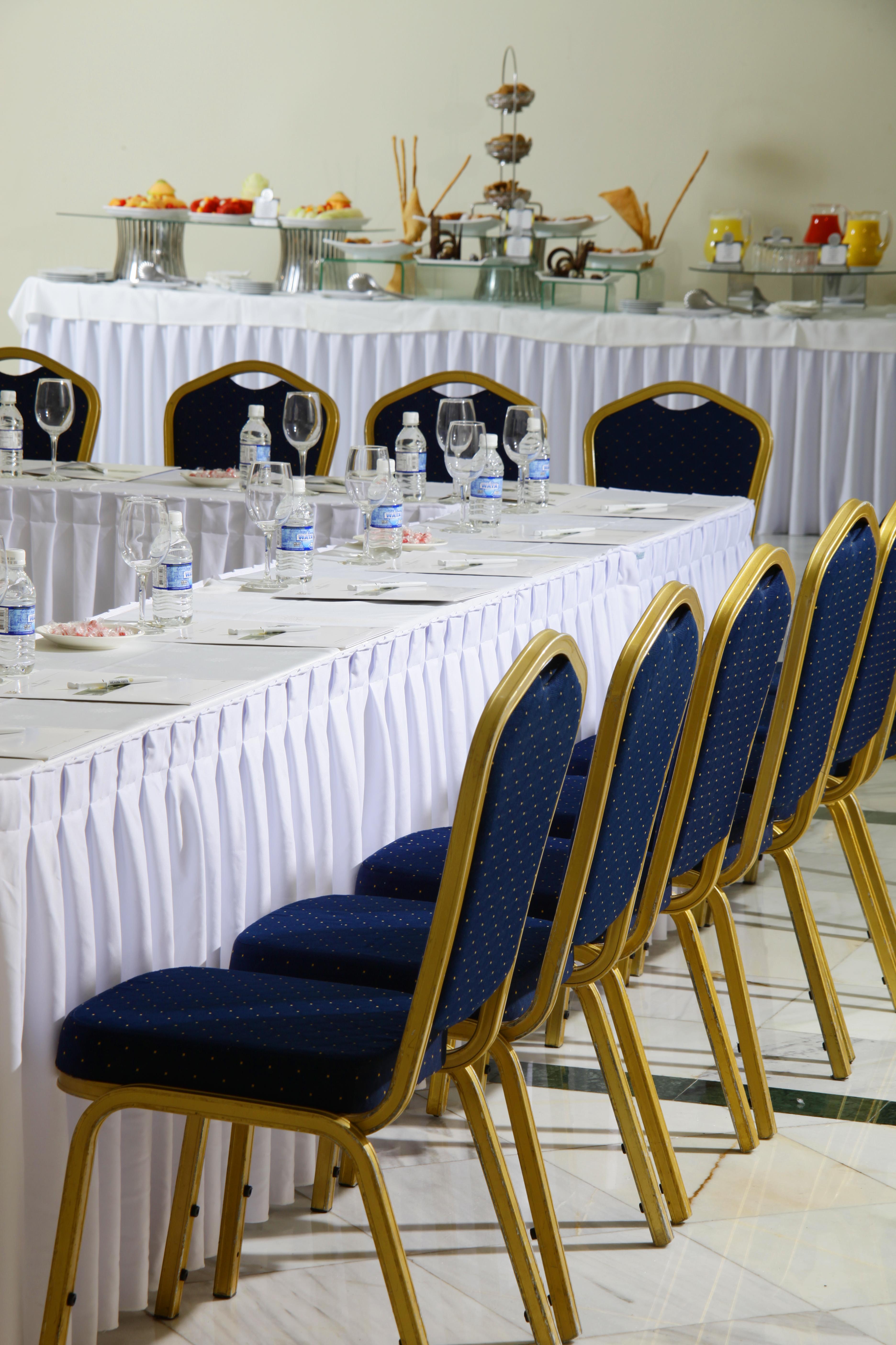 バイア プリンシペ グランド ジャマイカ オール インクルーシブ ランアウェイ・ベイ エクステリア 写真 Banquet chairs
