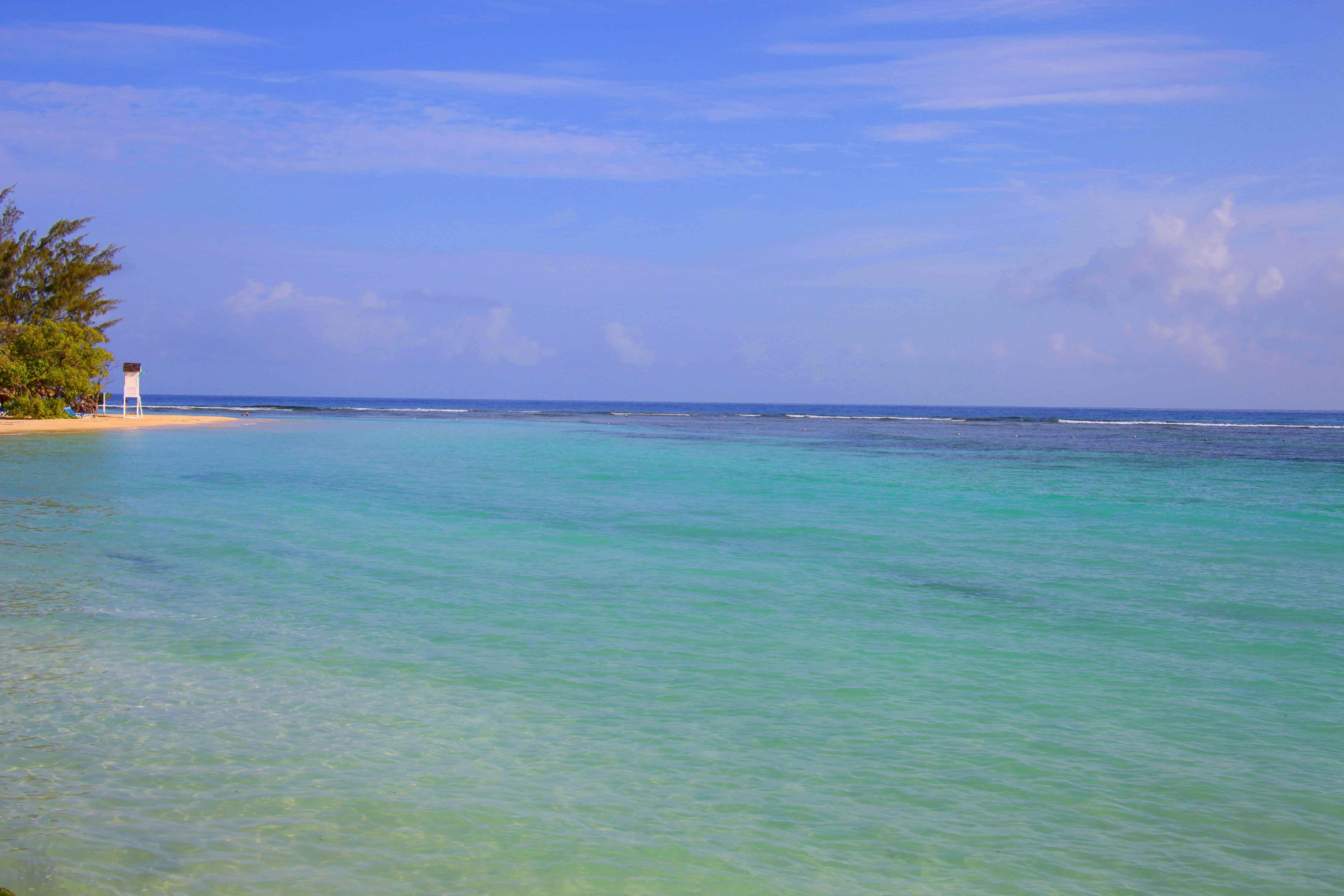 バイア プリンシペ グランド ジャマイカ オール インクルーシブ ランアウェイ・ベイ エクステリア 写真 View of the Caribbean Sea from the beach of San Andrés Island