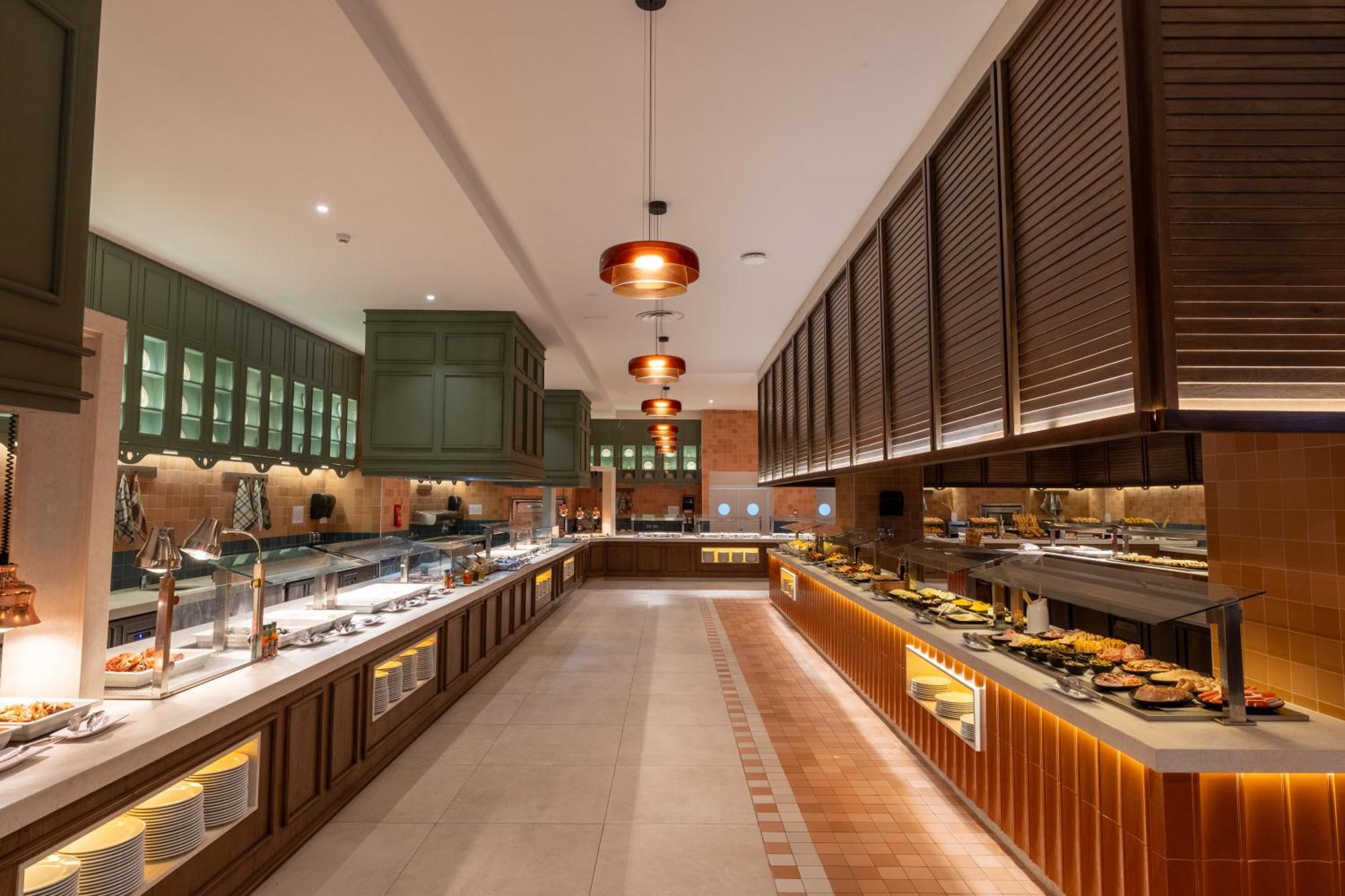 バイア プリンシペ グランド ジャマイカ オール インクルーシブ ランアウェイ・ベイ エクステリア 写真 The buffet at the hotel
